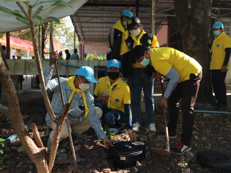 โครงการถังขยะเปียกลดโลกร้อน ขององค์การบริหารส่วนตำบลยางราก
