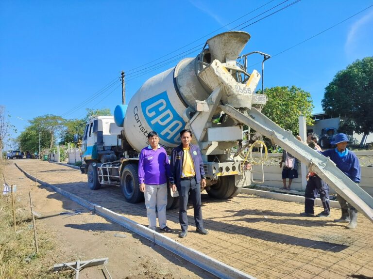 โครงการก่อสร้างถนนคอนกรีต หมู่ที่ 7 บ้านเขาราบ
