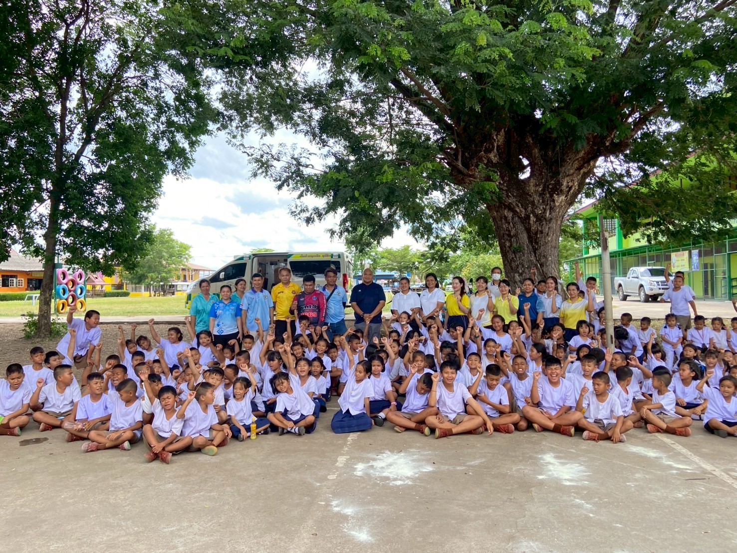 โครงการพัฒนาศักยภาพความเป็นผู้นำสภาเด็กและเยาวชนตำบลยางลากสู่ศตวรรษที่ 21 โดยสภาเด็กและเยาวชนตำบลยางลาดอำเภอโคกเจริญ จังหวัดลพบุรี ร่วมกับองค์การบริหารส่วนตำบลยางลาดและบ้านพักเด็กและครอบครัวจังหวัดลพบุรี